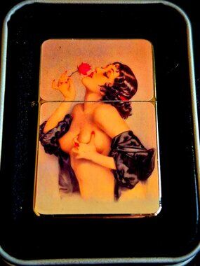 Sharp Art Deco Pinup Case Lighter